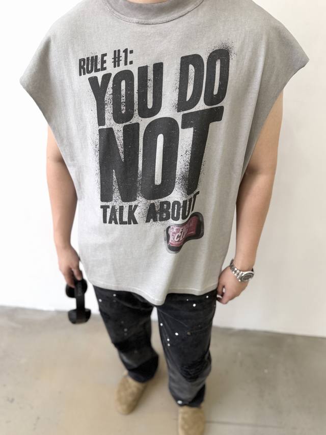 Cvt-12款 Saint X “ Fight Club 搏击俱乐部 ” 限定 重磅做旧坎肩 反车领口+肩膀绷缝工艺+下摆天地针单缝线+成衣特殊炒色+阿苏特酵磨