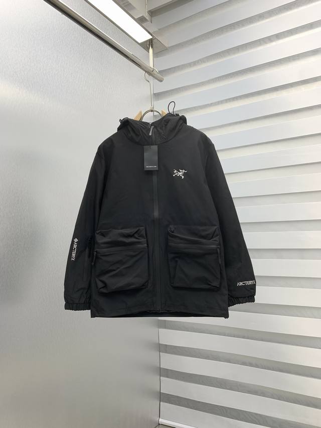 Arc 2025Ss官网同款，三标齐全，提前发售 2025Ss秋冬新款男士夹克外套， 原单三标齐全高端版本 专柜定制面料 透气舒适度高，细节无可挑剔，品牌元素设