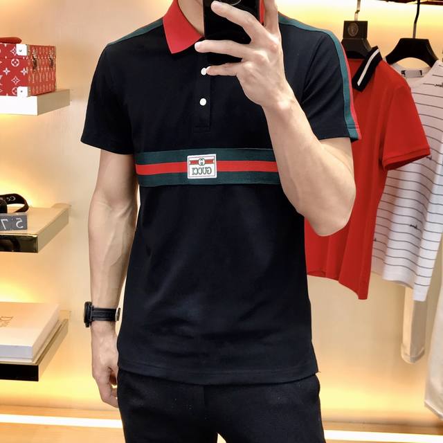 古奇市场最高版本！重磅推荐！ Aw最新系列 上班通勤百搭 富于优雅的设计感 商务精英必备 采用高克重丝光珠地棉面料 温儒柔软 细腻柔软 上身自然是舒适 翻领商务