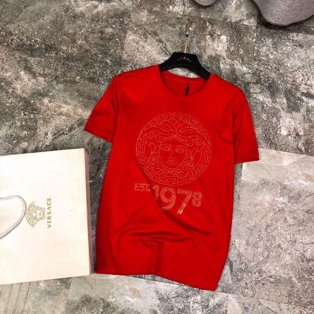 特价 范思折 Ver*Ace 原单品质 精选专柜订制顶级丝光棉进口面料 所有细节做工完美1比1复刻 还原正品百分百 高端订制辅料 原厂原标 上身效果好 码数 M