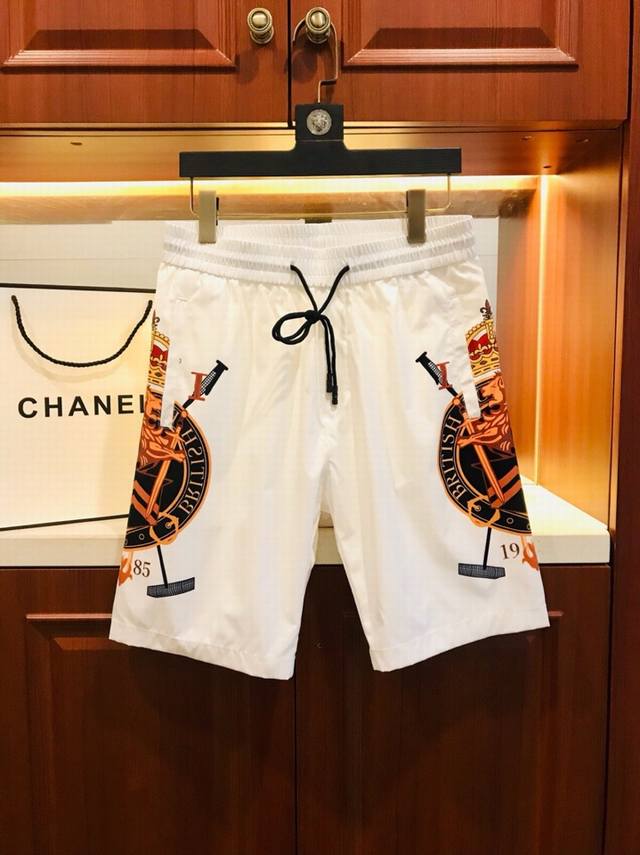 特价 D&G 杜嘉班纳 夏季新款沙滩裤 采用进口定制面料 透气 轻薄 光滑手感 超清晰3D数码印刷制作 腰部定制螺纹设计 腰围可伸缩大小 M-3Xl 可穿 斤左