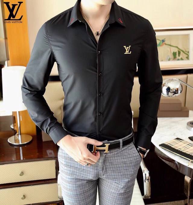 Lv 专柜爆款精品推荐 开春新款专柜同款长袖衬衫殿堂级好货 错过不再有！ 简洁细腻的设计和高质细节而闻名 用料一丝不苟，适合任何场合， 结婚衬衫首选 时尚帅气