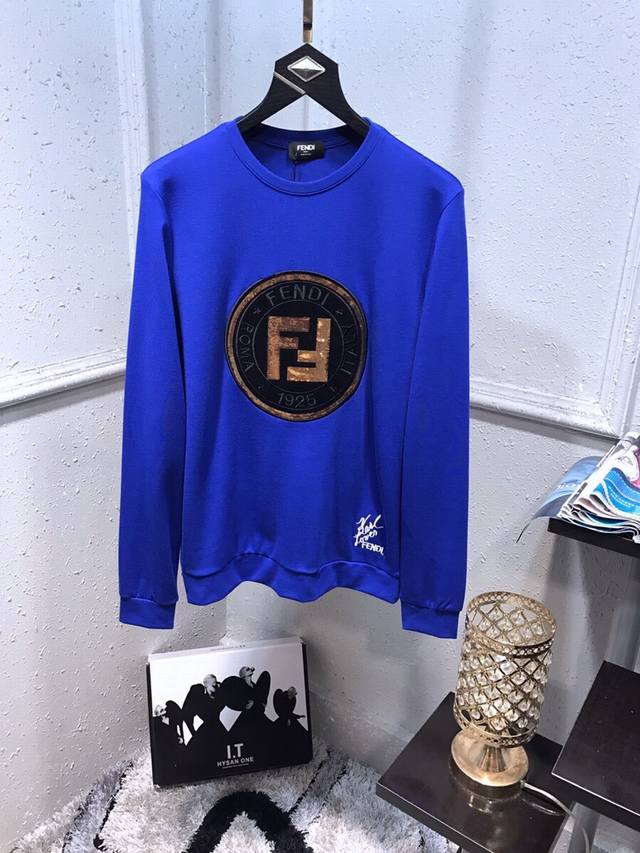 芬迪 F*Endi Ss专柜在售爆款走秀款 限量款外贸公司订单 原厂 原标 原洗水麦 进口卫衣面料 密度、克重全部达标、Zp对比正版。 超个性萌哒哒小怪兽手感细