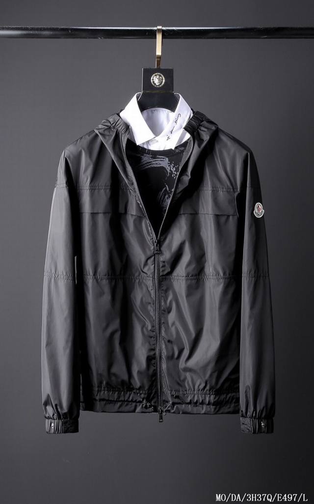 春款萌口E497 Mon*Ler 高级成衣系列 贸易公司出口国外订单 非常洋气的一款 时尚杂志封面刊登首页 最新面貌外套 年轻新一代风貌 栩栩如生 原版比例家族
