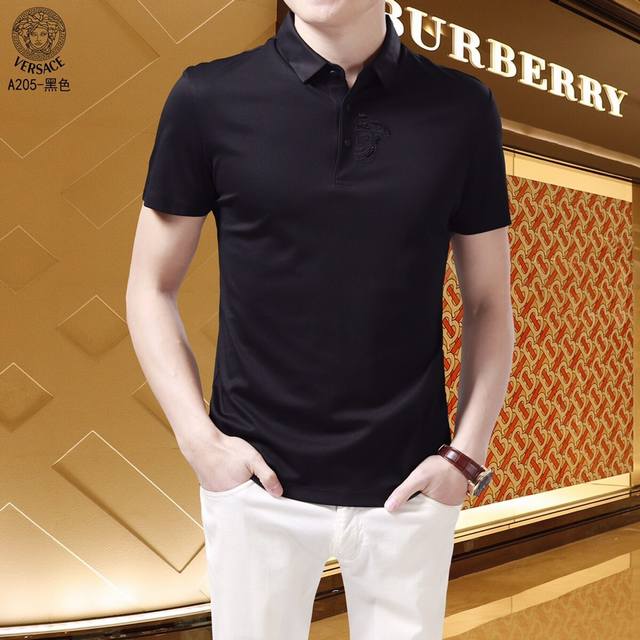 现货，可帮一件代发范思哲 尺码：M-3Xl 介绍： 春夏新款原单男士走秀款翻领T恤