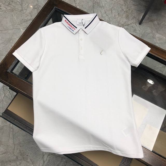 现货代发 Burberry 巴宝莉 春夏系列新款 polo衫 胸口经点小Logo 定制珠地双丝光面料 百搭透气舒适 最高版本 黑，白， 红 码数：M L Xl