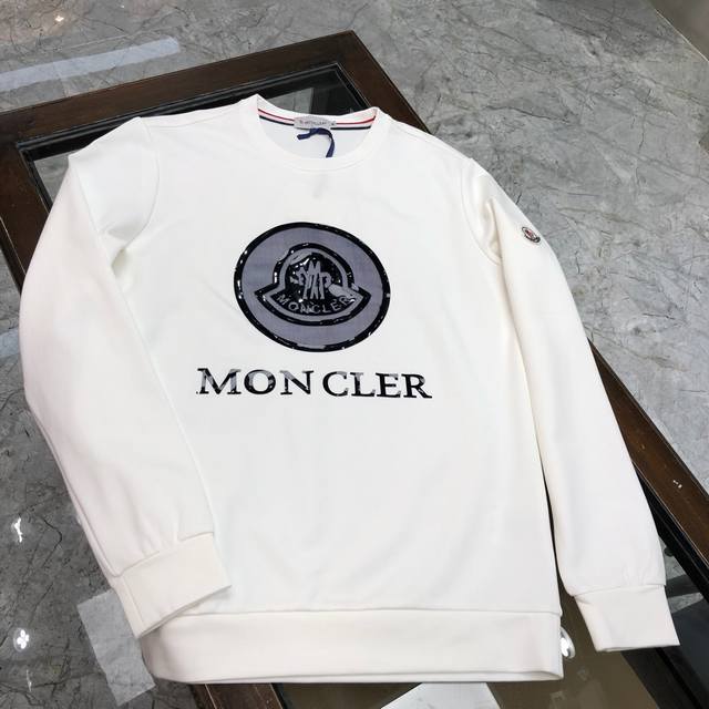 现货代发 Moncler 蒙口大爆款 爆款卫衣，独家发售！原版复刻，高温压胶，独家设计，超强工艺！极其奢华！版型超赞！尺码: M-3Xl 情侣款