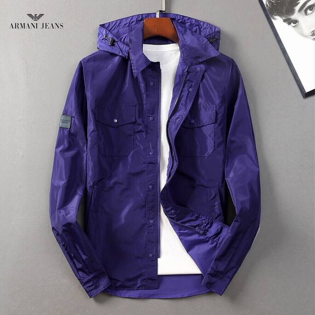 店主力荐，主推爆款！ Armani 阿玛尼 早春最新款专柜同款首发！高端时尚休闲夹克，超正版型上身瞬间变欧巴！，简约时尚的三维裁剪，工艺独特，原单代工厂p出品；