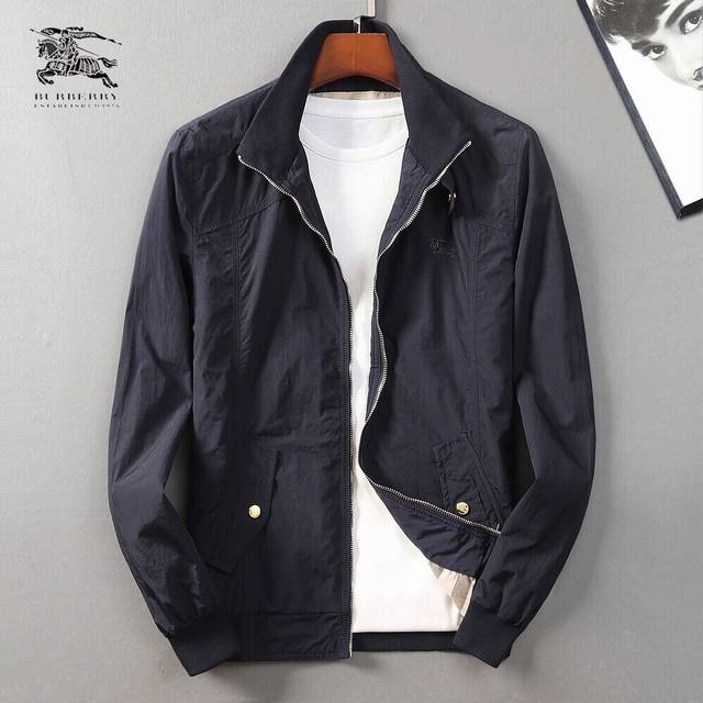 店主力荐，主推爆款！ Burberry 巴宝莉 早春最新款专柜同款首发！高端时尚休闲夹克，超正版型上身瞬间变欧巴！，简约时尚的三维裁剪，工艺独特，原单代工厂p出