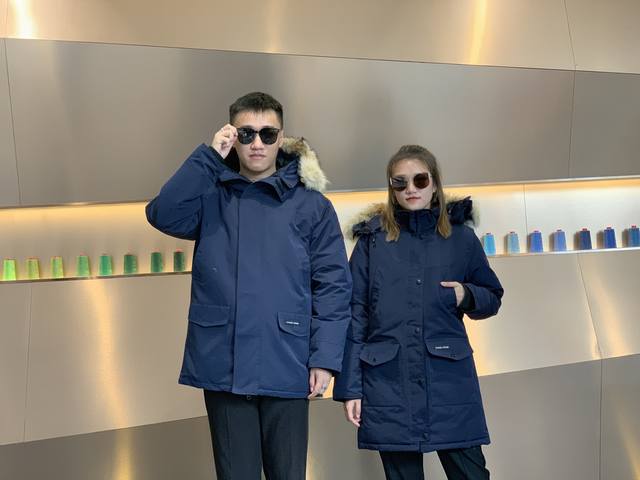 Canada Gooes 13款 : 藏兰色 男款 中端级: 貉毛 600狼毛 工厂p直供:供应全球代购.微商.实体.天猫.高端档口以及工作室合作，可免费代发！