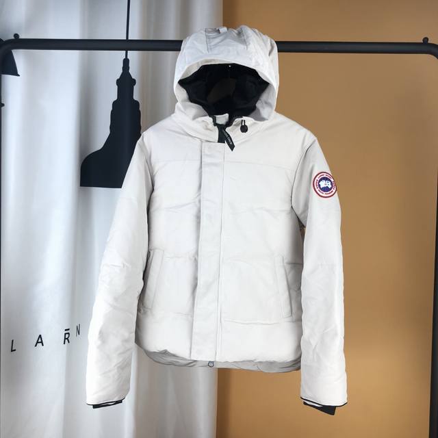 款式: 17款 颜色: 白色 可放档口 淘宝 实体 Canada Goose Macmillan 3804Mb加拿大鹅 明星都喜爱的款，修身，简约，百搭，保暖。