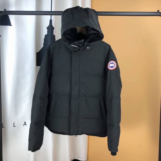 款式: 17款 颜色: 黑色 可放档口 淘宝 实体 Canada Goose Macmillan 3804Mb加拿大鹅 明星都喜爱的款，修身，简约，百搭，保暖。