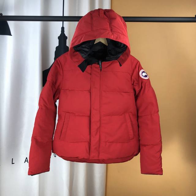 款式: 17款 颜色: 红色 可放档口 淘宝 实体 Canada Goose Macmillan 3804Mb加拿大鹅 明星都喜爱的款，修身，简约，百搭，保暖。
