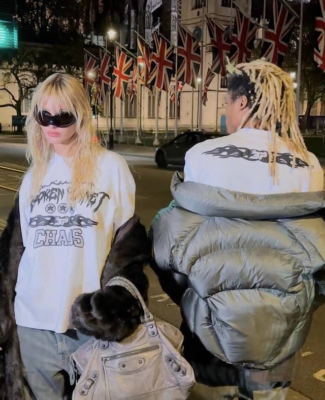 Bp-T118# Broken planet 发泡短袖 白色 S M L Xl