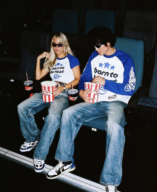 Bp-T120 Broken planet 插肩款情侣款拼色长袖 克莱因蓝拼白 S M L Xl