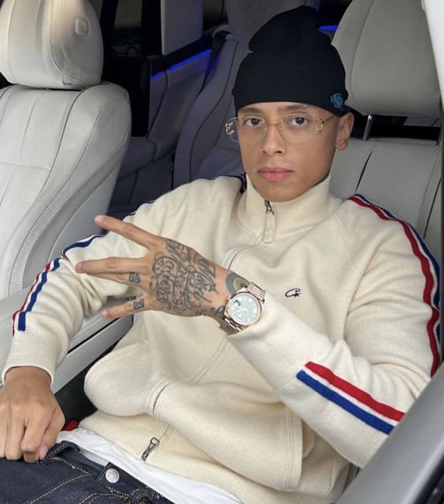 5005 # Croteiz 红蓝拉边 羊毛开衫 黑色 杏色 S M L Xl