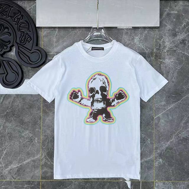 D47 克罗心新款骷髅头印花短袖T恤采用定制面料丶1比1配色罗纹丶环保印花。无味色彩鲜艳丶250克高克重纯棉面料黑白色 S-Xl