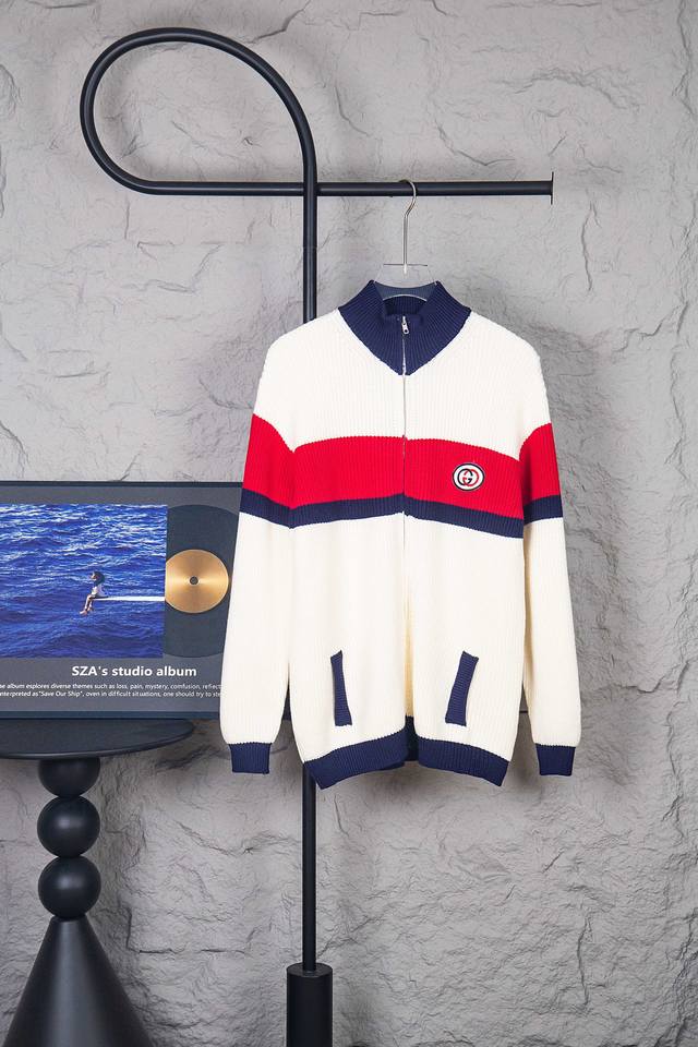 款号：M279 顶级版本Gucci 古驰 22Fw 双G拼色拉链针织毛衣外套 采用2 40百分百精棉编织，纱线颜色对原版染色，定做好纱线后然后全部加捻，再拼纱，