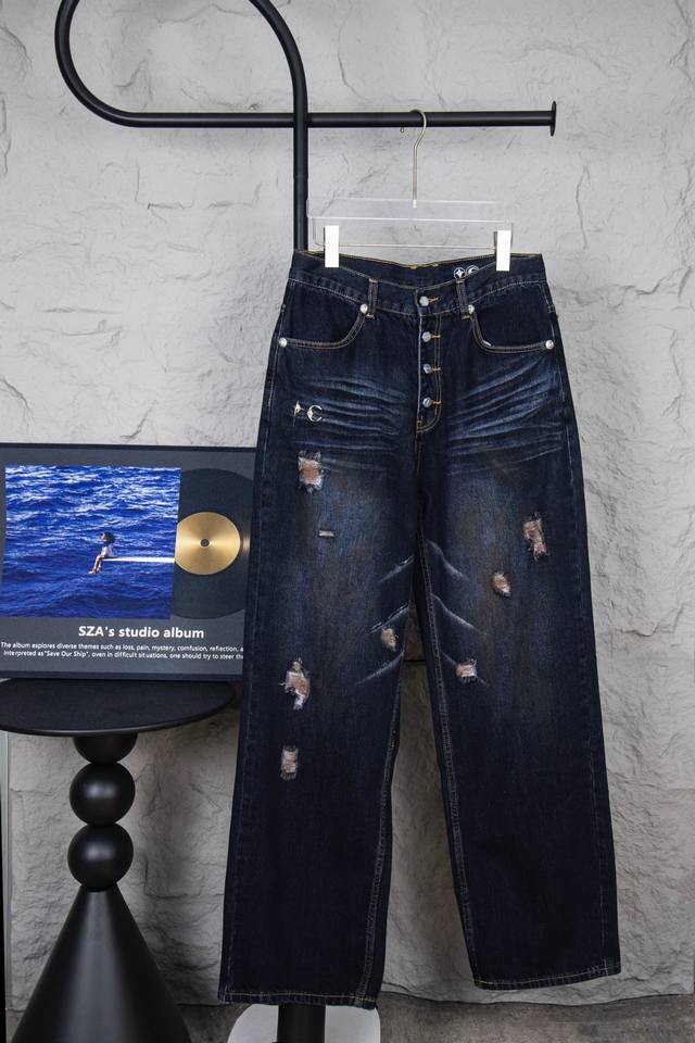 款号：M143 Thug Club 抹脏泥洗水做旧破洞复古风宽松牛仔裤 男女同款 尺码：1 2 3