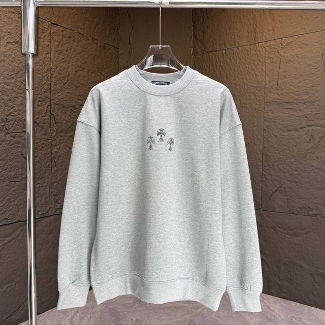 Ch* 克罗心* 2025秋冬新款圆领卫衣 400克毛圈纯棉梵文马蹄Logo植绒银丝 颜色：黑色 白色 灰色 紫色 码数：S M L Xl Xx