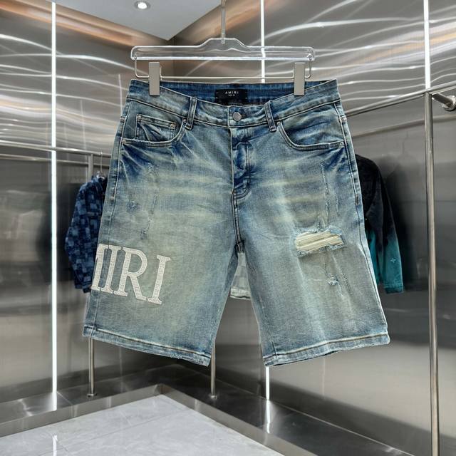 Amiri 破洞字母刺绣工艺街头潮流牛仔裤短裤 颜色 蓝色 码数 30 32 34 36 38
