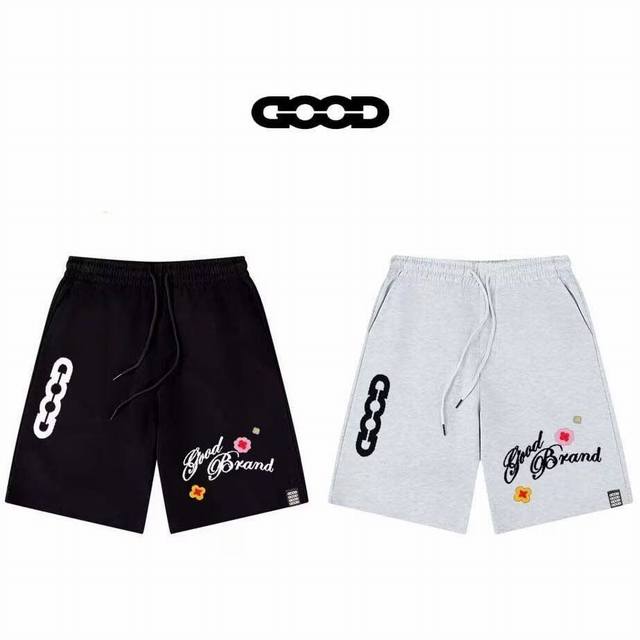 款号359 Goodbrand短裤 *采用高织高密牛肚面料，300克纯棉毛圈材质，延续简约时尚，奢华高级感的品牌风格 *刺绣卬花。 *极具品牌辨识度的Love