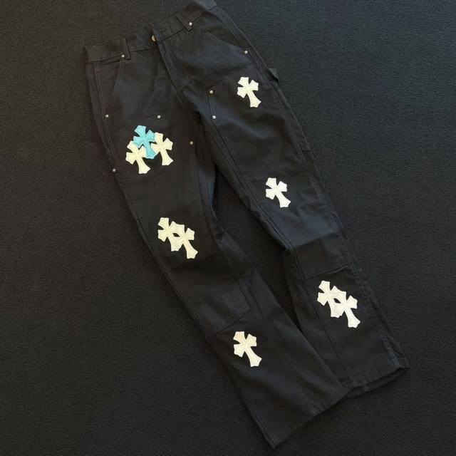 Oc-850 Carhartt贴皮牛仔裤 后非常标签化，高级皮牌属于灵魂式的存在，复古且时髦摩登，完美标榜了品牌的身份！ 客供高级进口的丹宁原色面料，特选日本冈