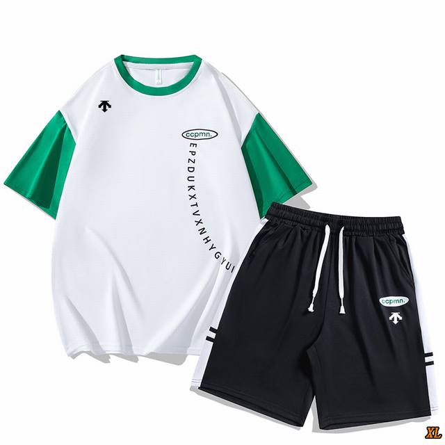 Descente迪桑特 独家实拍上新夏季高品质字母拼接撞色运动套装潮流冰丝短袖T恤宽松半袖五分裤两件套，本季主打，货源充足，放心主推，高端品质，经典设计，做工出