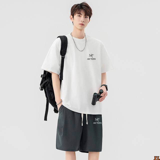 Arc’Teryx始祖鸟 独家实拍上新夏季高品质圆领短袖套装上衣T恤速干吸水抗菌防晒宽松短袖运动套装，本季主打，货源充足，放心主推，高端品质，经典设计，做工出色