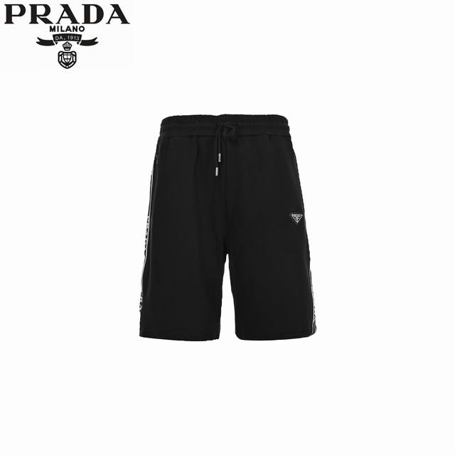 prada 普拉达24Fw串标 织带串标Logo短裤 定制纯棉面料 织带拼接 定制三角章Logo 男女同款 休闲短裤 五分裤 颜色：黑 尺码：Xs-L
