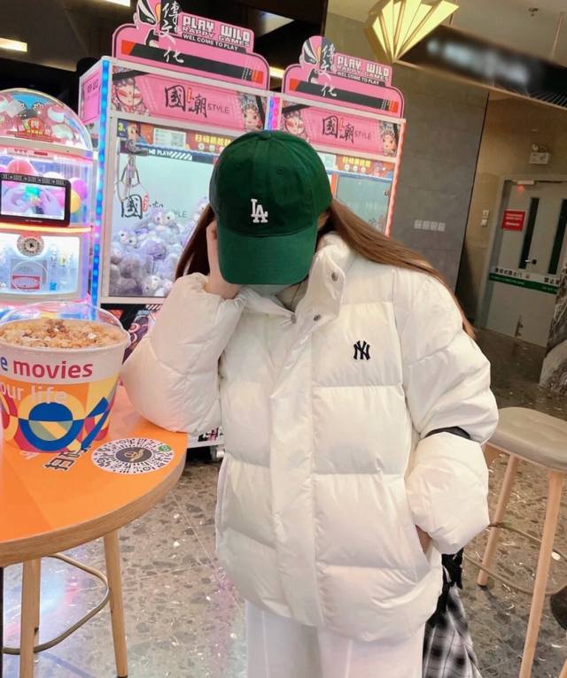 上身参考-Mlb 短款羽绒服 徽标 白色