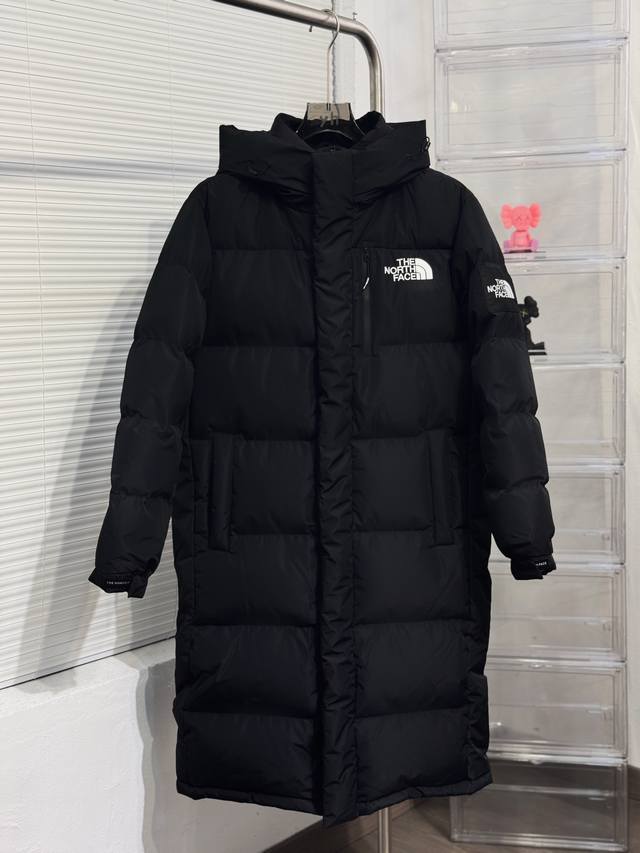 北面韩国主打Never Stop Exploring旗舰系列长款羽绒服 # 男女同款 非常高端的旗舰系列，让你隔绝寒冷的最强单品！挑战极地风寒！零下四十度 完全