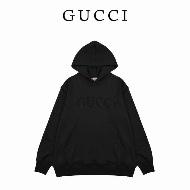 新款卫衣 : Gucci新品！2025秋冬系列高克重卫衣 选用客供定制针织100%纯棉面打造,面料手感细腻，厚实有质感的纯棉布 高密度的机织工艺，如棉絮般柔紧致
