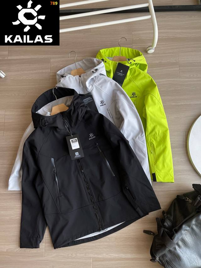 Kailas 凯乐石博格达Lt立体印花户外软壳连帽冲锋衣登山透气防风防水软壳冲锋衣 凯乐石全新软壳冲锋衣夹克，Lt户外防水软壳向导级冲B1101锋衣，机能夹克。