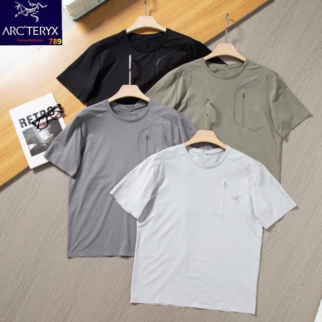 始祖鸟无痕压胶凉感冰丝刺绣速干T恤休闲冰丝速干短袖T恤 黑色深灰浅灰军绿 L-6Xl 熟悉的爆款配方！！青岛外贸工厂p出品！！ 可户外可休闲，可商务的一款速干T