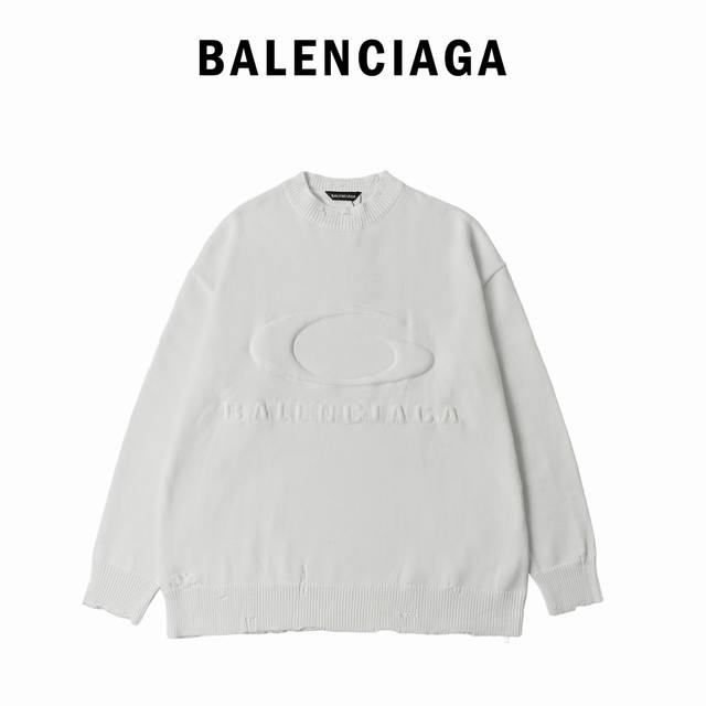 Balenciaga 巴黎世家 圆环立体章仔毛衣 此款采用80羊毛20聚酰胺纤维成分，40支双股混纺抗起球纱。3条纱加捻成一股。采用进口7针织机对板做平纹工艺，