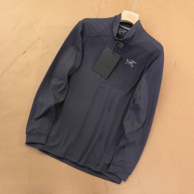 官网同款Arcteryx始祖鸟Rho Lt Zip半拉链男士微粒绒长袖。 男士户外小立领半拉链～运动、登山、健身、日常通勤装，合身不紧身，宽松不松垮，纤秾合度，