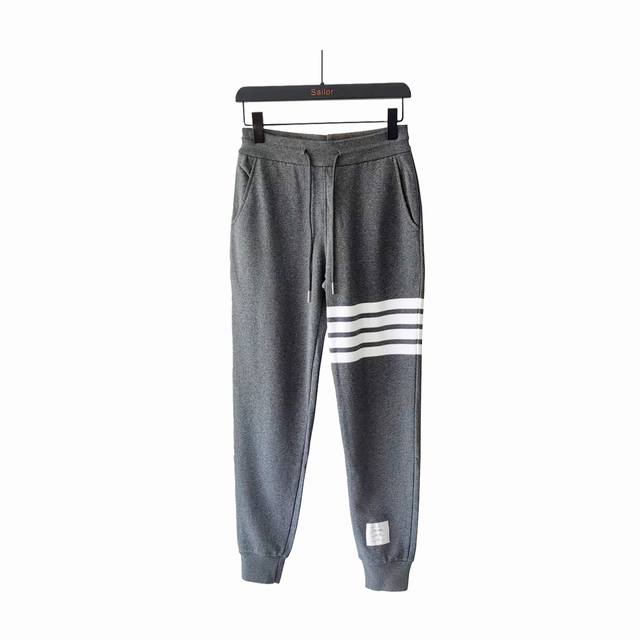 实拍细节图+尺码表 Thom Browne 汤姆布朗. Tb经典色织毛圈长卫裤 现货四季供应 Tb长裤色织经典奢侈色织四条杠长卫裤 意大利制造产地小标 面料色织