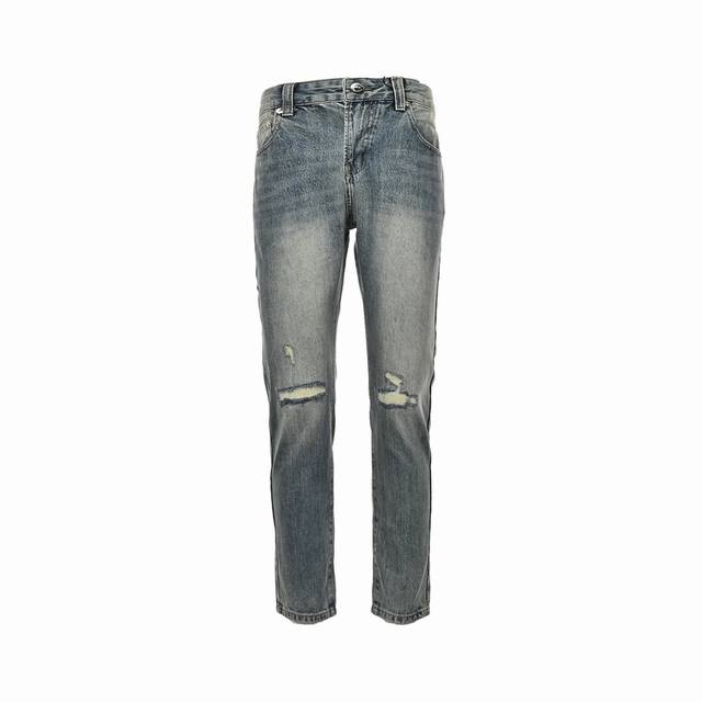 Burberry 巴宝莉 23Fw 口袋刺绣麦穗牛仔裤 Burberry 巴宝莉麦穗刺绣牛仔裤 今年为止做的最牛逼的牛仔裤，重度水洗工艺，暗藏玄机的细节非常多，