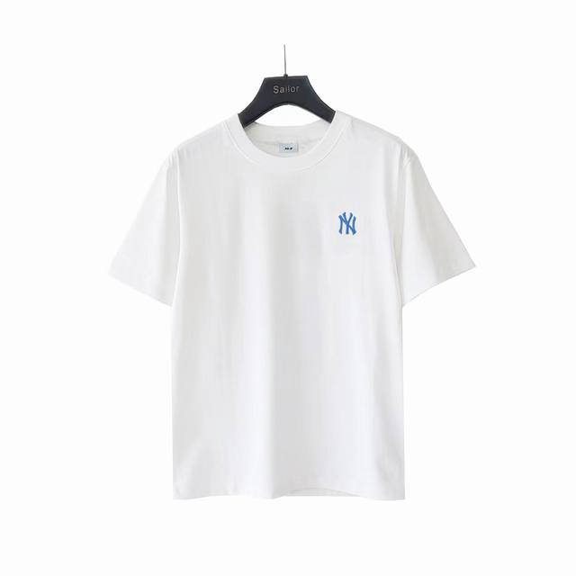 实拍细节图+尺码表 Mlb 后背腰果花Ny字母大印花T恤 搭配精致腰果花边框，运动时自带潮流气场，健身房、球场轻松成为焦点！ 浅蓝清爽如夏日微风，纯白简约干净，