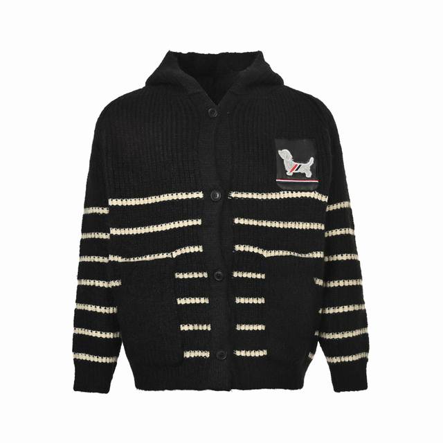 Thom Browne 汤姆布朗 25Fw 香肠狗条纹开衫连帽毛衣 独家高端定制采用进口羊毛混纺纱线面料 整衣面料超级舒适软糯 手感高级 精工剪裁 小红书抖音网