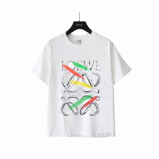 实拍细节图+细节图 Loewe 罗意威 彩虹涂鸦字母发泡印花短袖T桖 Logo精致升级，灵感源自八十年代复古 原版面料 官方同款 短袖T恤 定制260克同缸染面