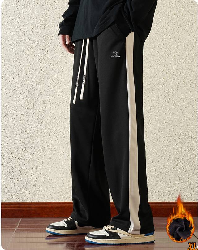Arc’Teryx始祖鸟 独家实拍上新冬季高品质超柔410克直筒裤阔腿裤加绒加厚长裤，本季主打，货源充足，放心主推，高端品质，经典设计，做工出色，经典百搭，上身