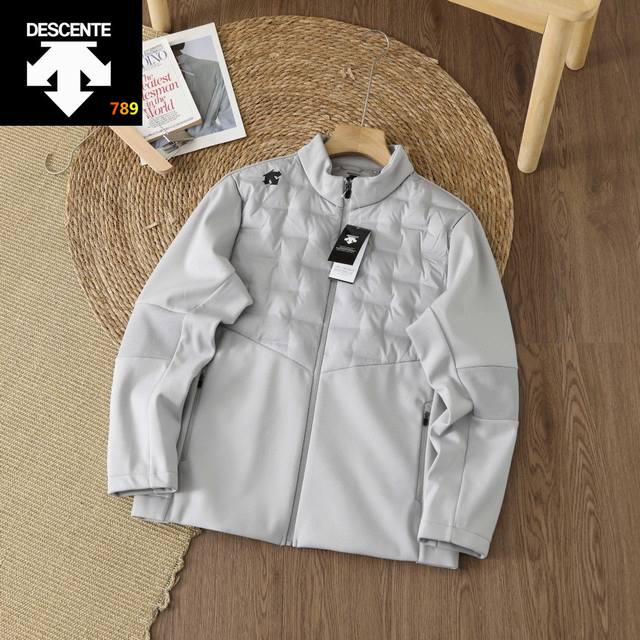 Descentegolf 迪桑特高尔夫 pro系列 男女同款相拼轻薄羽绒服 ！ 国标90白鸭绒填充 并设有经典长方格绗缝 确保内里羽绒分布的均匀程 面料手感光滑