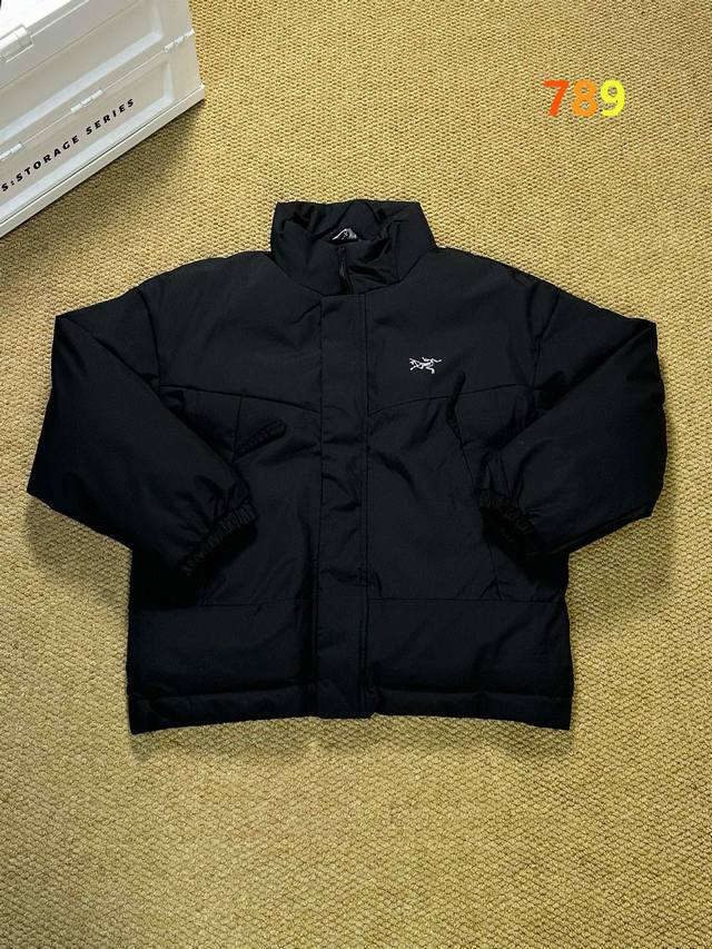 Arc‘Teryx 始祖鸟 冬季新款户外保暖防风棉服夹克外套 专为户外等限环境而设计，正统的版型设计 商务+户外机能+时尚的Wan美融合 抗寒性能强 保暖性更好