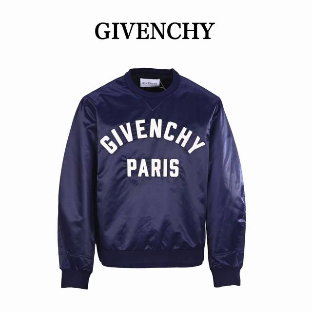 Givenchy纪梵希Gvc paris 贴布绣圆领卫衣 定制定染丝光缎面卫衣织物，采用进口机贴布绣工艺，呈现出清晰度和立体感兼具的刺绣效果，面料都经过浇洗，手