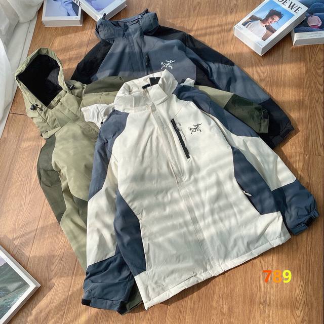 专柜同款 Arc'teryx 始祖鸟顶级户外单品新款 Ralle Insulated三色连帽多功能防水防风保暖棉服冲锋衣 这款Ralle专为山地生活而打造，将多