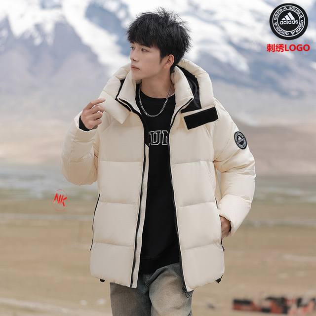 刺绣Logo 90白鸭绒 阿迪达斯Adidas白鸭绒羽绒服 短款上衣外套渐变色拼接撞色男女款连帽羽绒服！羽绒服男女同款情侣款短款连帽雪山渐变色，轻薄情侣款马甲外