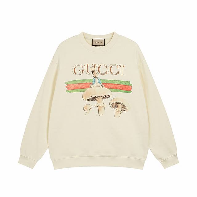 款号：703， Gucci新品！2025秋冬系列高克重卫衣 选用客供定制针织100%纯棉面打造,面料手感细腻，厚实有质感的纯棉布 高密度的机织工艺，如棉絮般柔紧