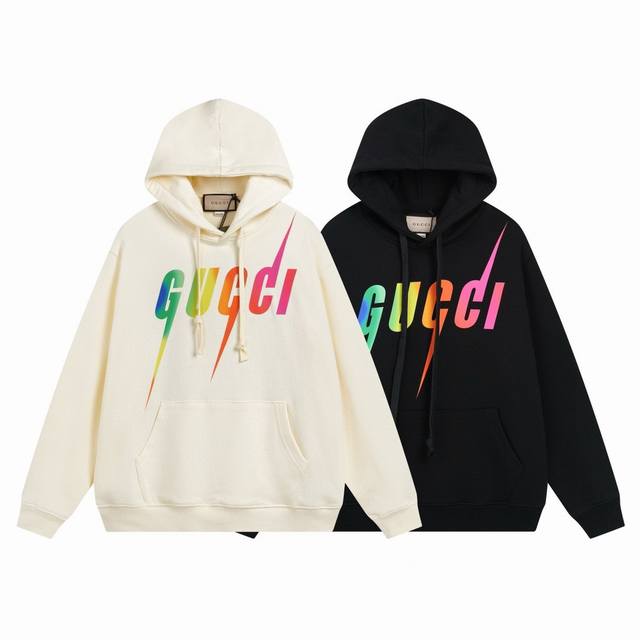 款号：620， Gucci新品！ 秋冬系列高克重卫衣 选用客供定制针织100%纯棉面打造,面料手感细腻，厚实有质感的纯棉布 高密度的机织工艺，如棉絮般柔紧致舒适